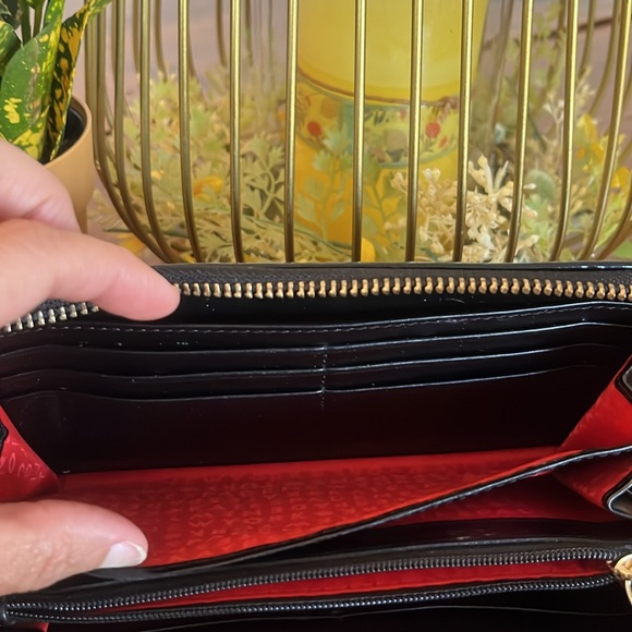 Kate Spade large black and white polka dot wallet - Picture 7 of 7